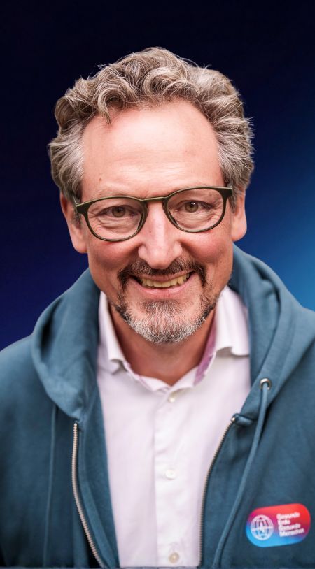 Dr. Eckart von Hirschhausen d.velop SUMMIT Website